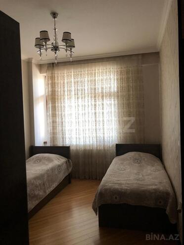 Продаётся 3-комн. новостройка 94 м², м. Низами, photo 8 from 13