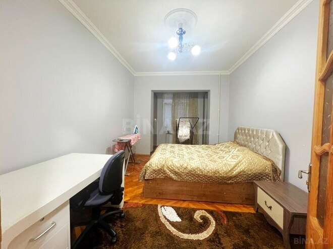 Продаётся 3-комн. вторичка 90 м², Бинагадинский р., photo 8 from 16