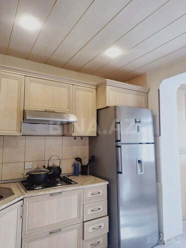 Продаётся 3-комн. вторичка 75 м², Хатаинский р., photo 9 from 11