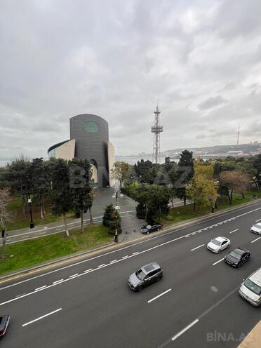 İcarəyə verilir 4 otaqlı yeni tikili 350 m², Sahil m., photo 4 from 32