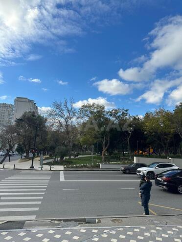 Satılır 3 otaqlı yeni tikili 157 m², Gənclik m., photo 4 from 9