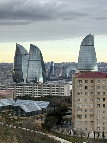 Сдаётся 3-комн. новостройка 145 м², Сабаильский р., photo 3 from 32