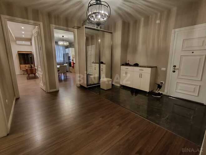 İcarəyə verilir 4 otaqlı yeni tikili 200 m², 28 May m., photo 16 from 18