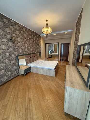 Сдаётся 3-комн. новостройка 120 м², м. 28 мая, photo 8 from 20