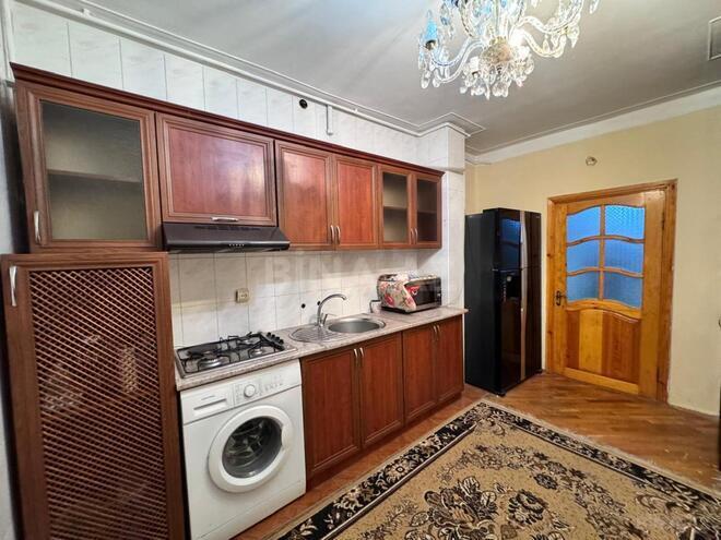 Satılır 4 otaqlı köhnə tikili 100 m², Azadlıq Prospekti m., photo 28 from 29