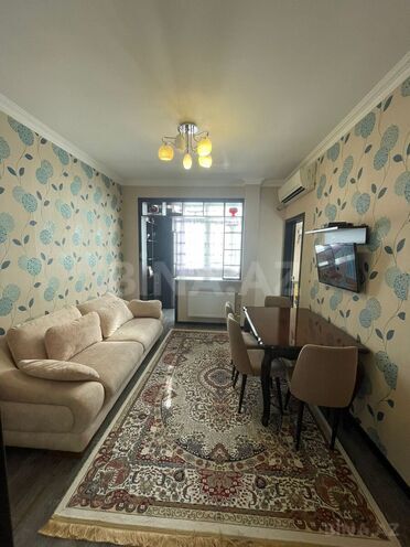 Продаётся 2-комн. вторичка 45 м², м. Мемар Аджеми, photo 1 from 8