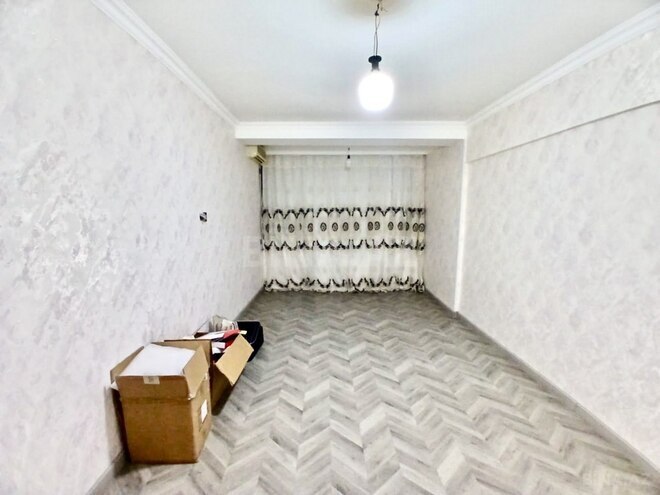Продаётся 3-комн. вторичка 70 м², м. Кара Караев, photo 18 from 31