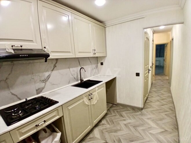 Продаётся 3-комн. вторичка 70 м², м. Кара Караев, photo 9 from 31