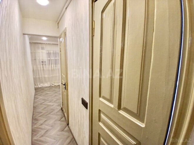 Продаётся 3-комн. вторичка 70 м², м. Кара Караев, photo 10 from 31