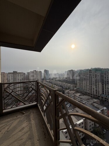 Продаётся 4-комн. новостройка 192 м², Насиминский  р., photo 9 from 12