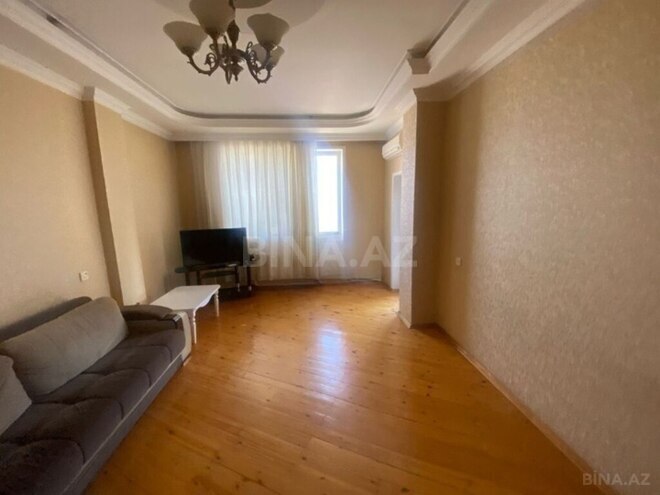 Сдаётся 2-комн. новостройка 90 м², м. 8 ноября, photo 1 from 9