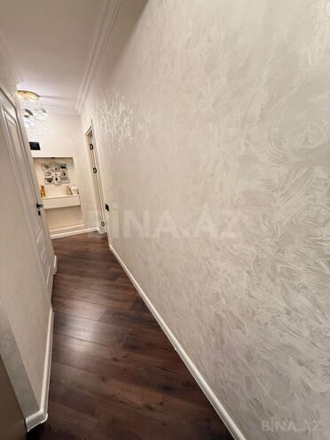 Продаётся 2-комн. вторичка 60 м², м. Кара Караев, photo 9 from 12