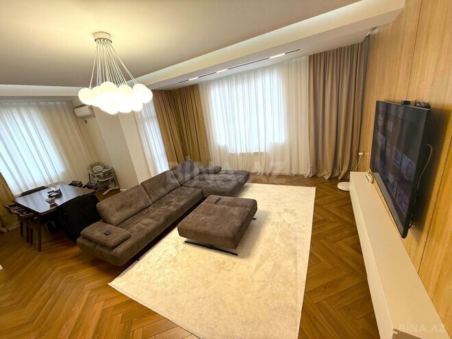 Продаётся 3-комн. новостройка 152 м², пос. Бадамдар, photo 1 from 29