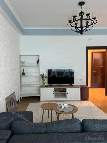 Продаётся 2-комн. новостройка 70 м², м. Иншаатчылар, photo 13 from 17