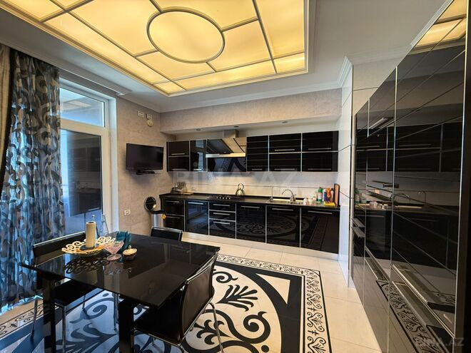Satılır 4 otaqlı yeni tikili 198 m², 28 May m., photo 12 from 25