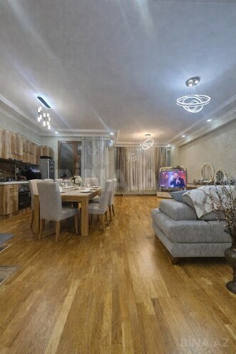 Продаётся 3-комн. новостройка 118 м², м. Кара Караев, photo 6 from 30