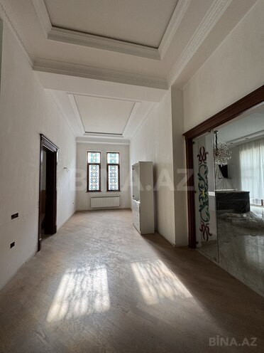 Satılır 9 otaqlı həyət evi/bağ evi 900 m², Bayıl q., photo 10 from 32