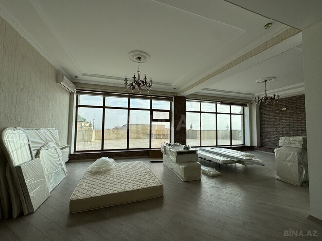 Satılır 9 otaqlı həyət evi/bağ evi 900 m², Bayıl q., photo 22 from 32