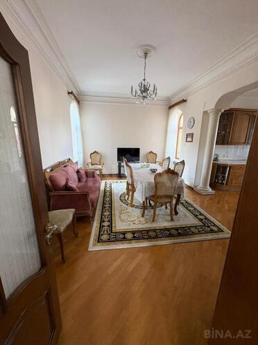 Satılır 12 otaqlı həyət evi/bağ evi 600 m², Həzi Aslanov q., photo 11 from 32