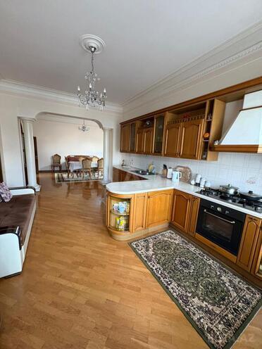 Satılır 12 otaqlı həyət evi/bağ evi 600 m², Həzi Aslanov q., photo 13 from 32