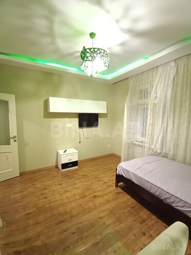 Satılır 3 otaqlı köhnə tikili 85 m², 28 May m., photo 18 from 26