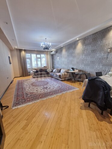 Продаётся 3-комн. новостройка 168 м², м. Низами, photo 5 from 11