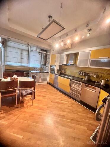 Satılır 5 otaqlı yeni tikili 250 m², İnşaatçılar m., photo 6 from 25