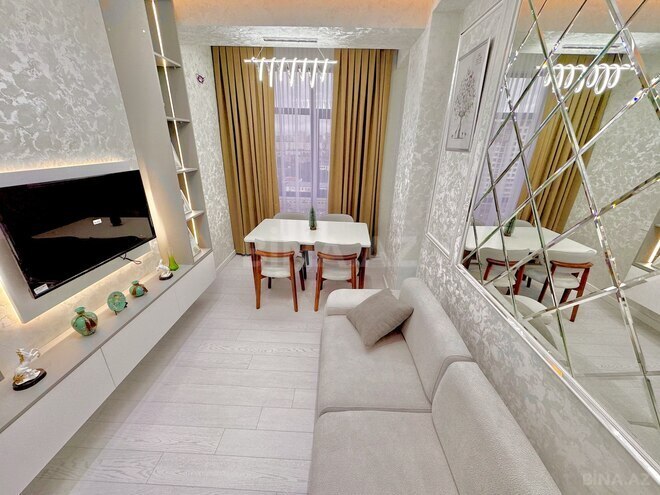 Продаётся 2-комн. новостройка 40 м², м. Кара Караев, photo 3 from 12