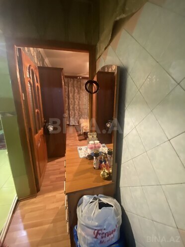 Satılır 2 otaqlı köhnə tikili 70 m², Qara Qarayev m., photo 12 from 14