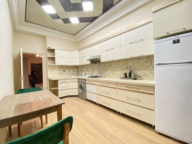 Satılır 2 otaqlı yeni tikili 100 m², 8 Noyabr m., photo 4 from 20