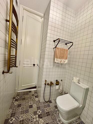 Продаётся 2-комн. вторичка 72 м², м. Сахил, photo 24 from 32