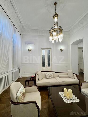 Продаётся 2-комн. вторичка 72 м², м. Сахил, photo 5 from 32