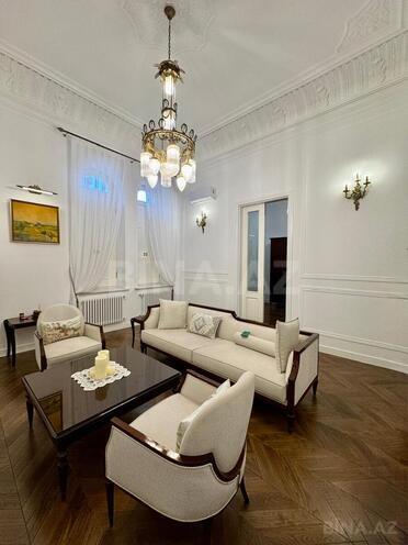 Продаётся 2-комн. вторичка 72 м², м. Сахил, photo 6 from 32