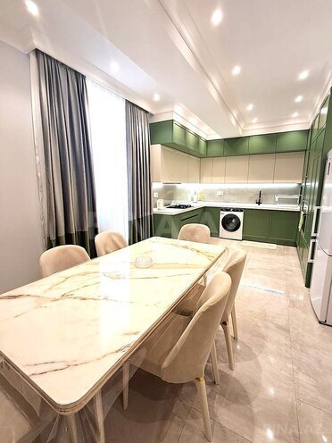 Продаётся 3-комн. новостройка 137 м², м. 8 ноября, photo 5 from 16