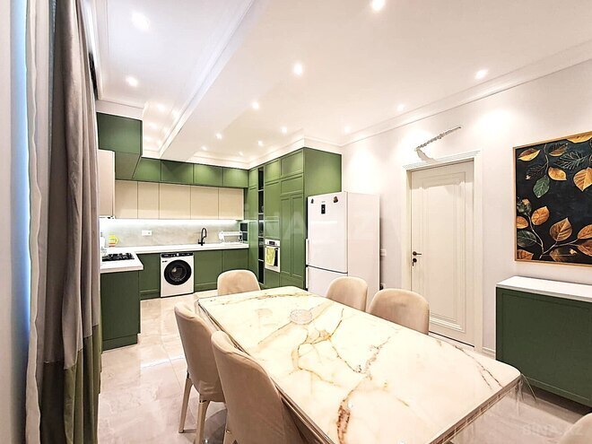 Продаётся 3-комн. новостройка 137 м², м. 8 ноября, photo 4 from 16