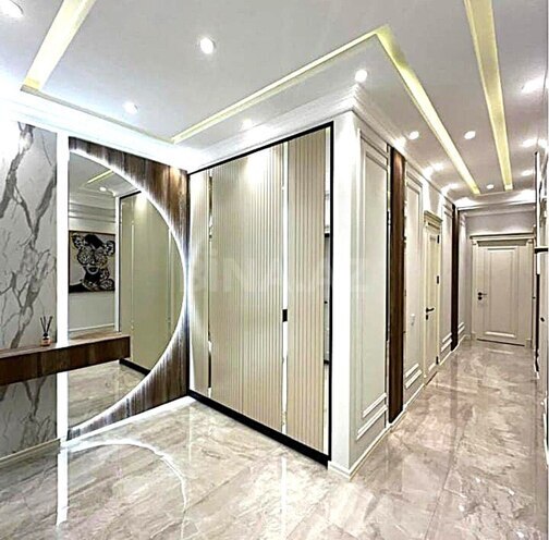 Продаётся 3-комн. новостройка 137 м², м. 8 ноября, photo 1 from 16