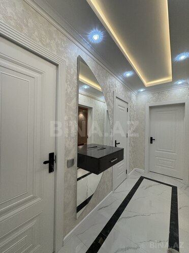 Продаётся 2-комн. вторичка 65 м², м. Ази Асланов, photo 3 from 15