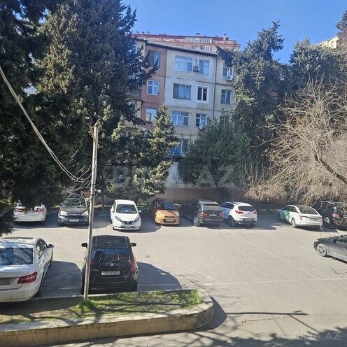 Satılır 2 otaqlı köhnə tikili 55 m², Memar Əcəmi m., photo 13 from 14