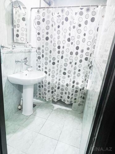 Satılır 4 otaqlı köhnə tikili 105 m², Azadlıq Prospekti m., photo 7 from 13