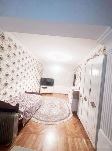 Satılır 4 otaqlı köhnə tikili 105 m², Azadlıq Prospekti m., photo 4 from 13