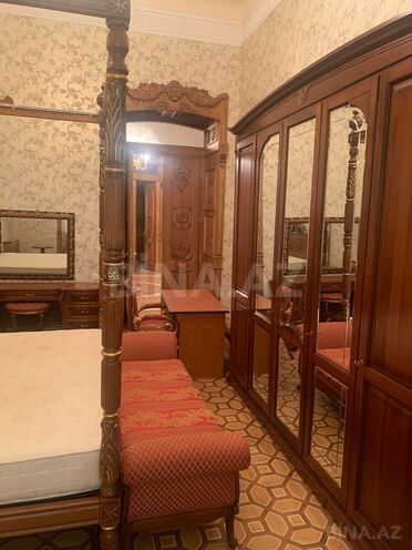 Продаётся 7-комн. вторичка 350 м², м. Сахил, photo 16 from 31