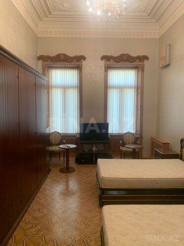 Продаётся 7-комн. вторичка 350 м², м. Сахил, photo 17 from 31
