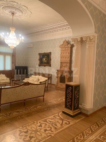 Продаётся 7-комн. вторичка 350 м², м. Сахил, photo 3 from 31