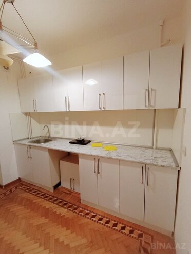 Satılır 3 otaqlı köhnə tikili 110 m², Nərimanov r., photo 11 from 21