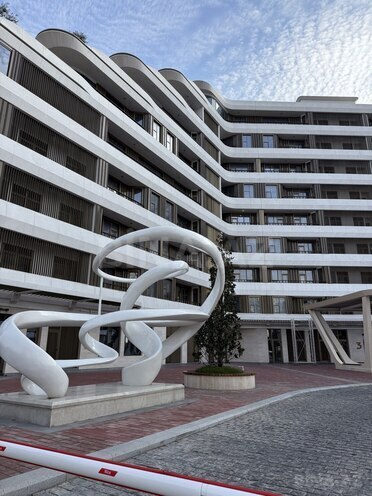 Satılır 3 otaqlı yeni tikili 140 m², Ağ şəhər q., photo 3 from 9