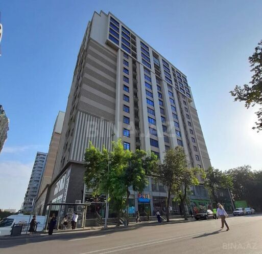 Продаётся 5-комн. новостройка 233 м², Насиминский  р., photo 1 from 19