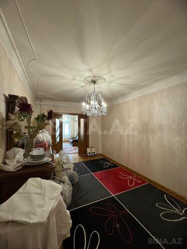 Продаётся 4-комн. вторичка 95 м², м. Иншаатчылар, photo 10 from 25