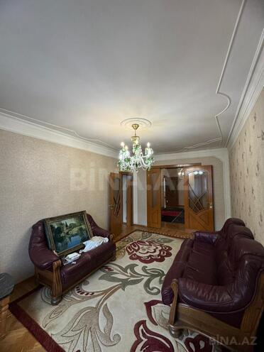 Продаётся 4-комн. вторичка 95 м², м. Иншаатчылар, photo 3 from 25