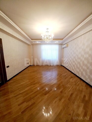 Продаётся 2-комн. новостройка 85 м², м. Халглар Достлугу, photo 1 from 14