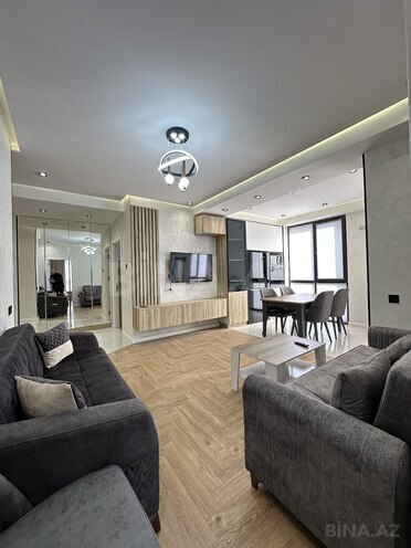 Сдаётся 3-комн. новостройка 100 м², м. Низами, photo 1 from 27